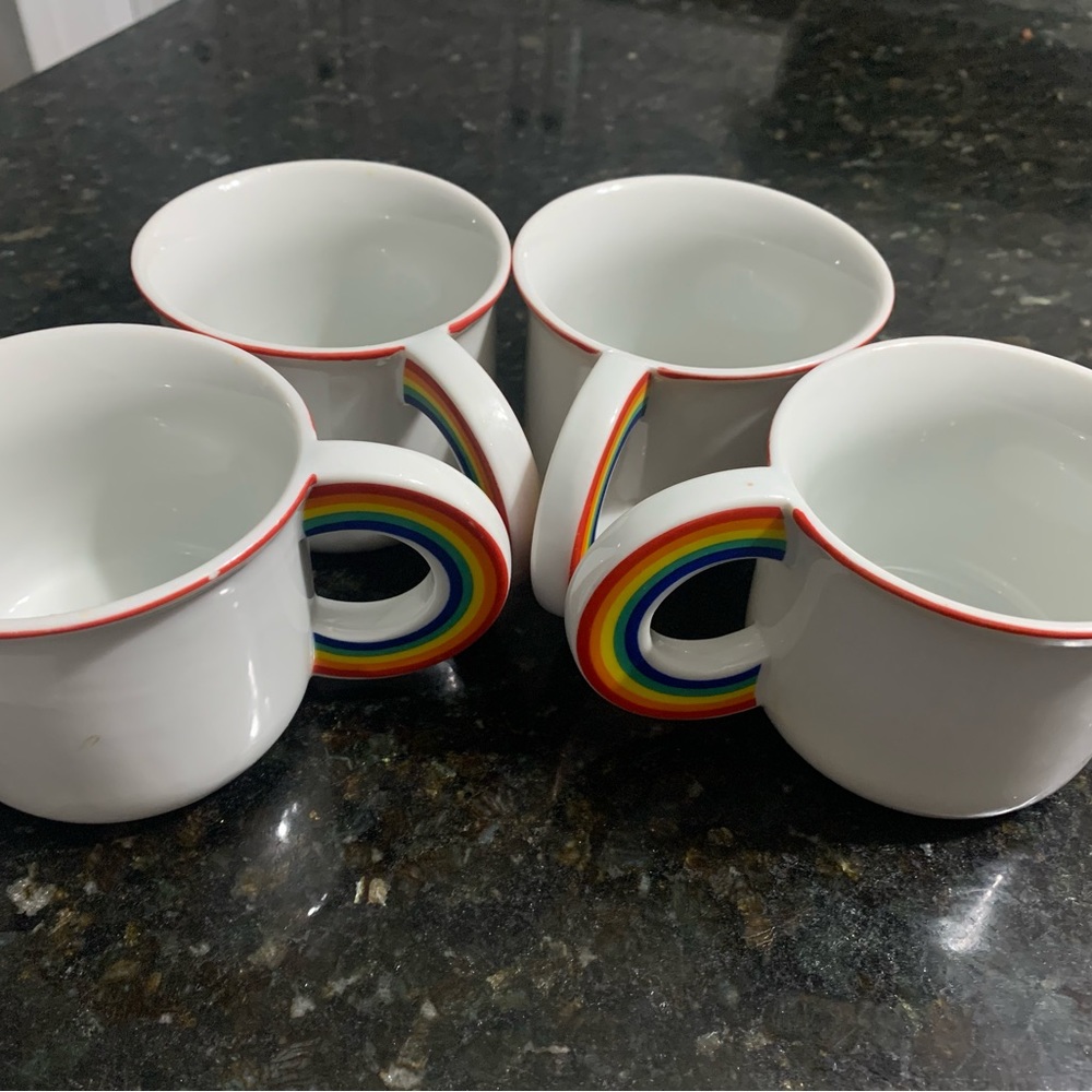 Vintage Vandor 1978 Rainbow Mugs 4